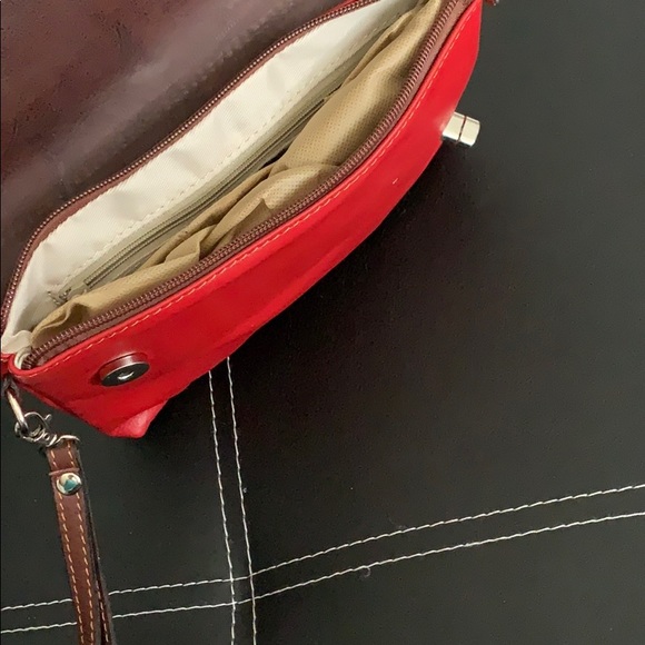 Wristlet. - Picture 2 of 3